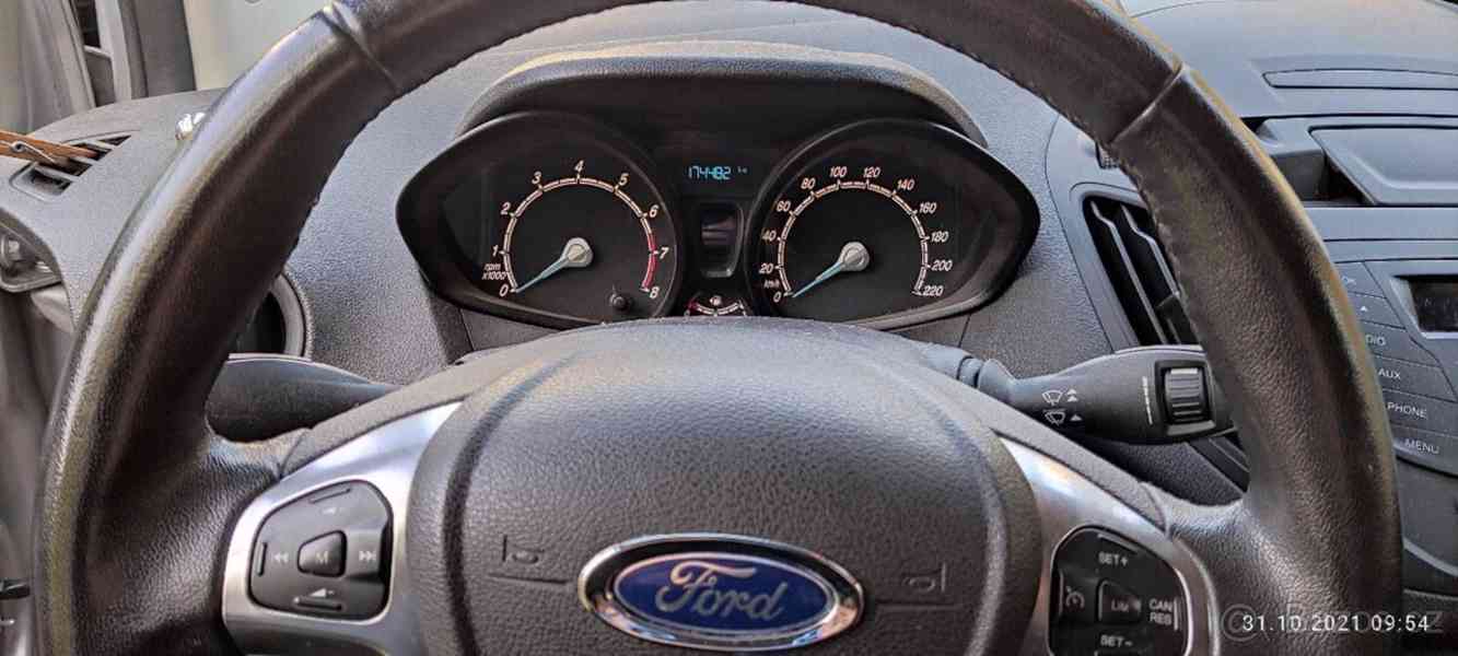 Ford Tourneo Courier	 - foto 6