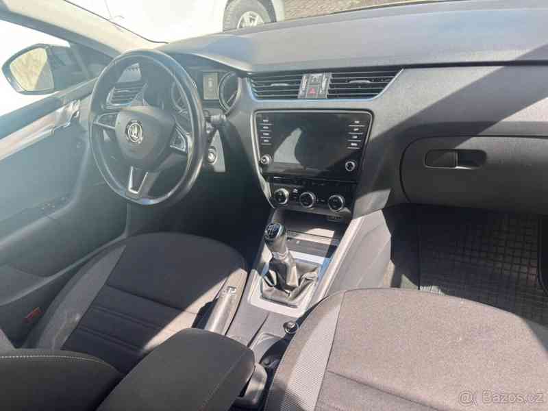 Škoda Octavia 1,6   3 TDI 85KW - foto 17