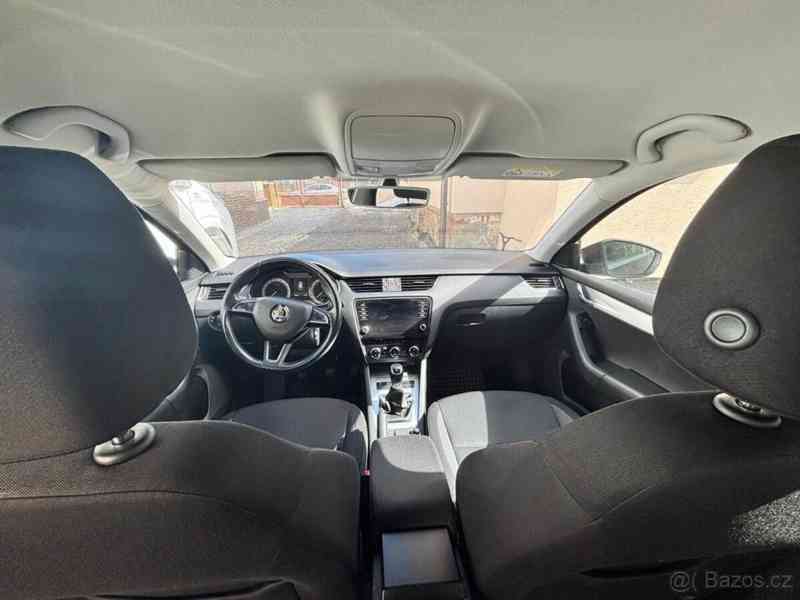 Škoda Octavia 1,6   3 TDI 85KW - foto 19