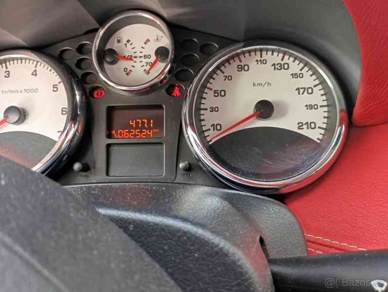 Peugeot 207 cc 16 v benzín - foto 5