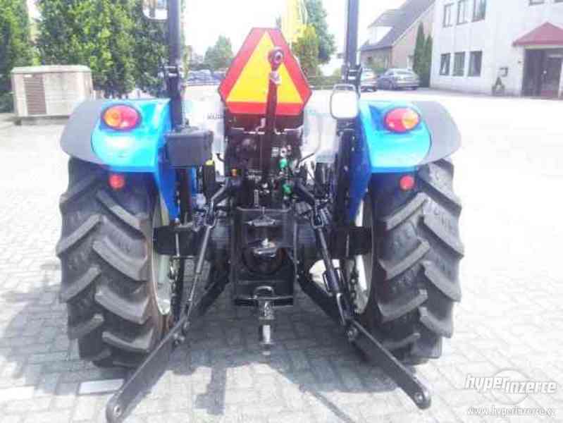 Prodám  traktor  New Holland TDz3.5z0 - foto 4