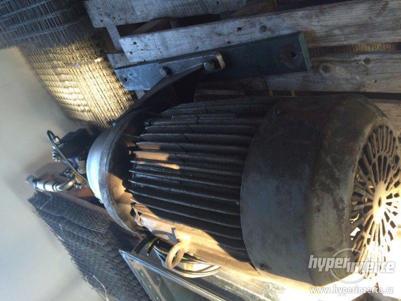 Hydraulické čerpadlo + spojka + motor - foto 5