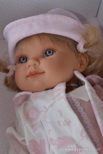 Realistická panenka - Farita abrigo - foto 1
