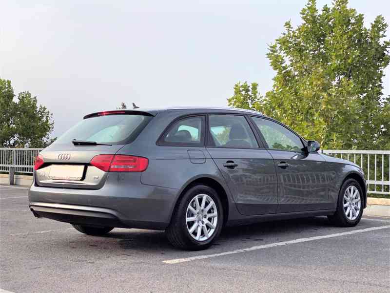 Audi A4, Ambiente 2.0 TDi, 130kw, Navi, 2012 - foto 3