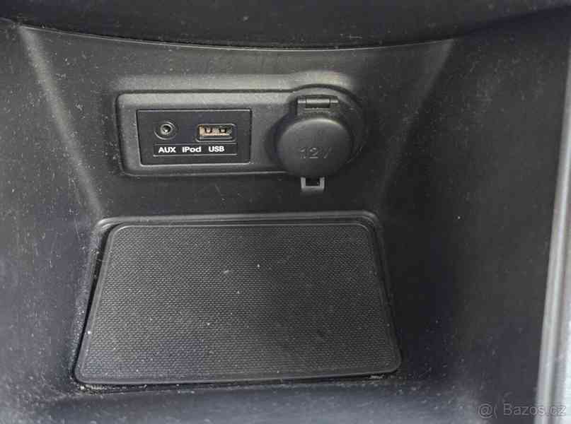 Hyundai ix20 1,4 LPG 2012 - foto 17