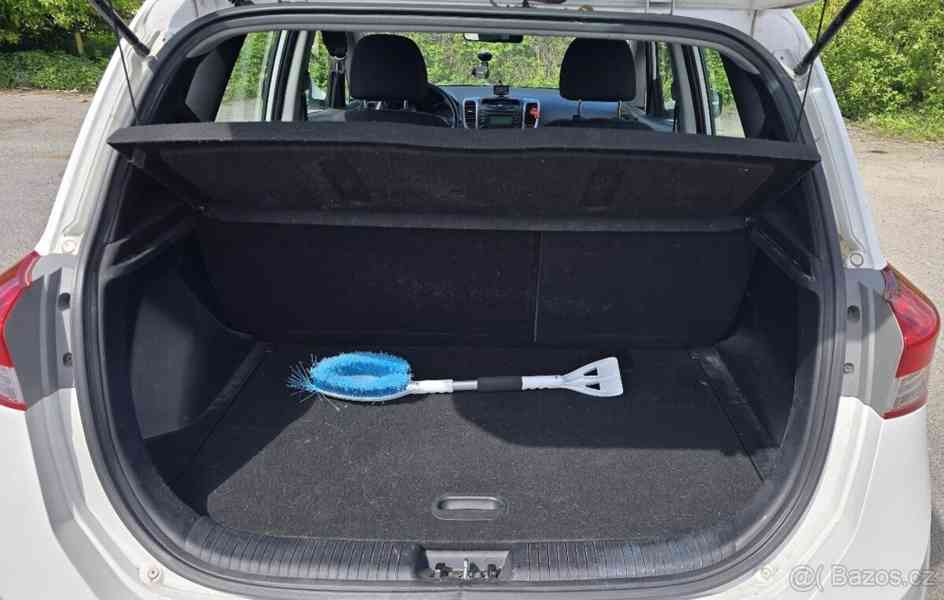 Hyundai ix20 1,4 LPG 2012 - foto 10