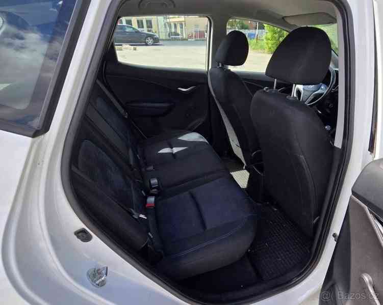 Hyundai ix20 1,4 LPG 2012 - foto 20