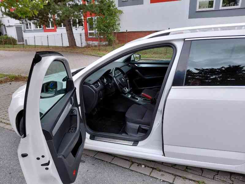 Škoda Octavia 2,0 TDi 110 kW DSG - foto 9