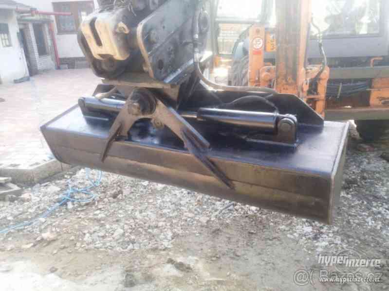 Svahovací lopata hydraulická - foto 2