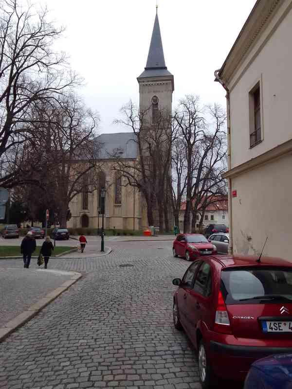 Nejlevnější pronájem + služby bytu v centru Kutné Hory   - foto 16