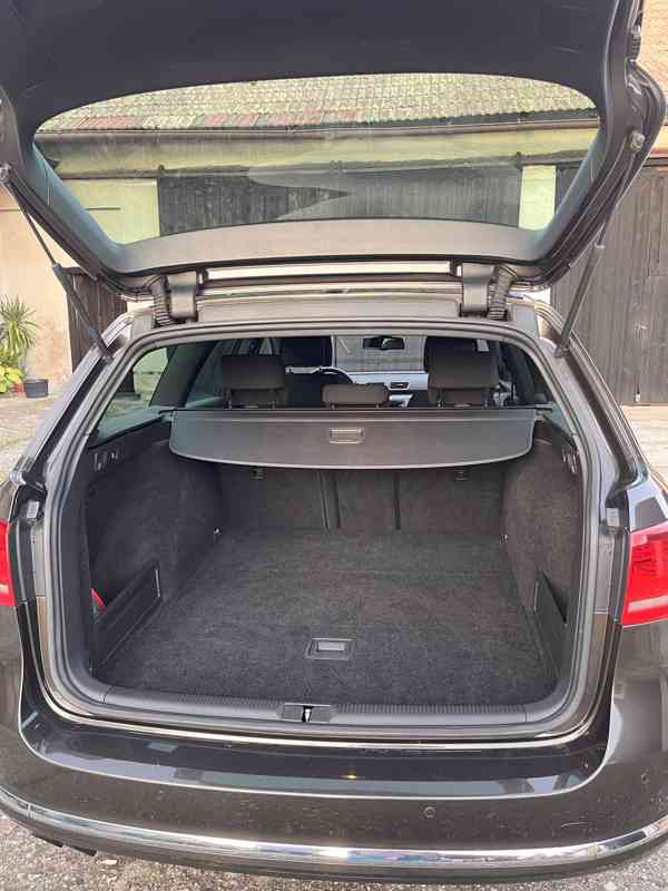 VW Passat B7 Var 2.0 TDi 2013, 2 sady kol, 308 tisíc km - foto 11