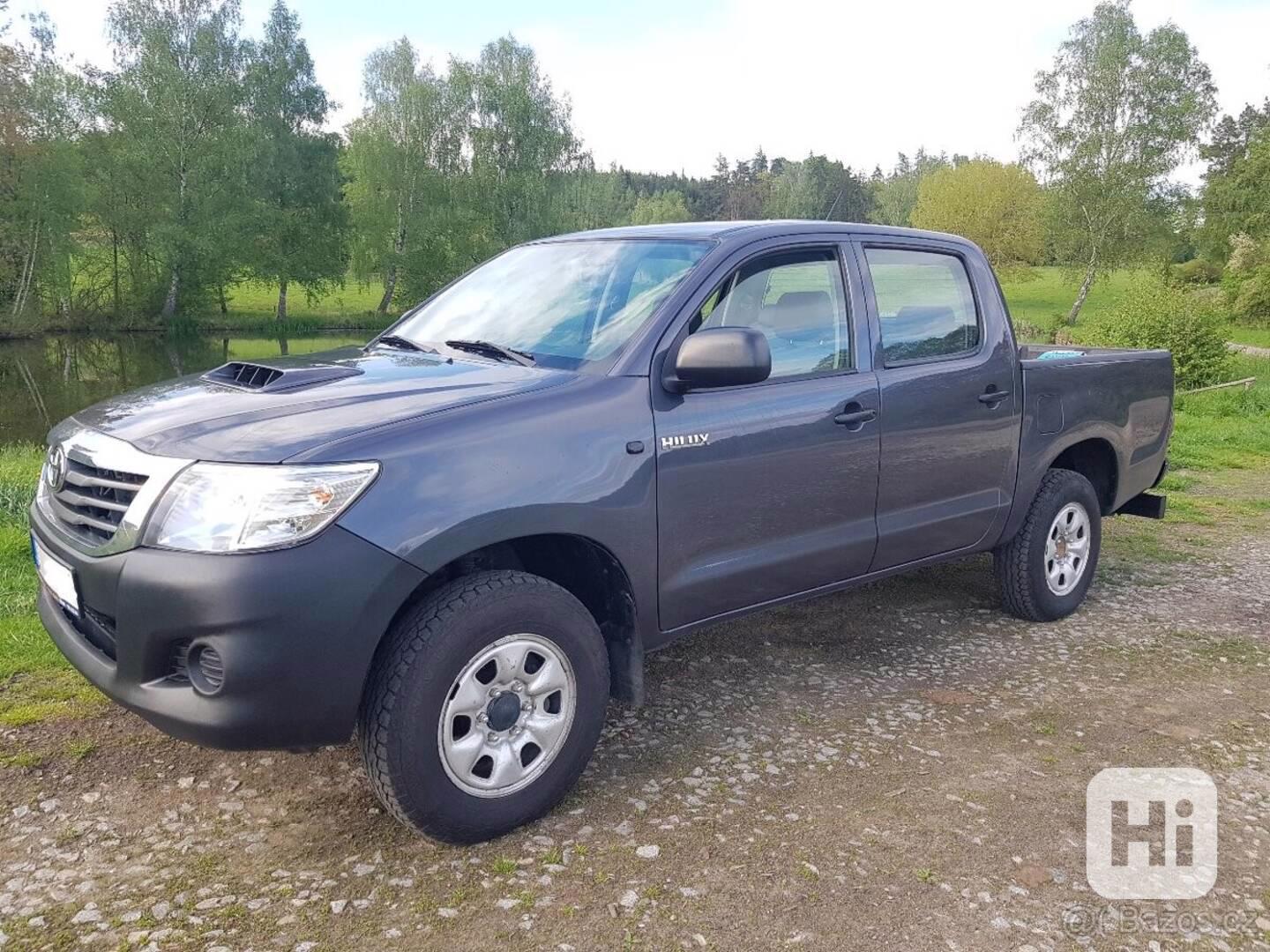 Toyota Hilux - foto 1