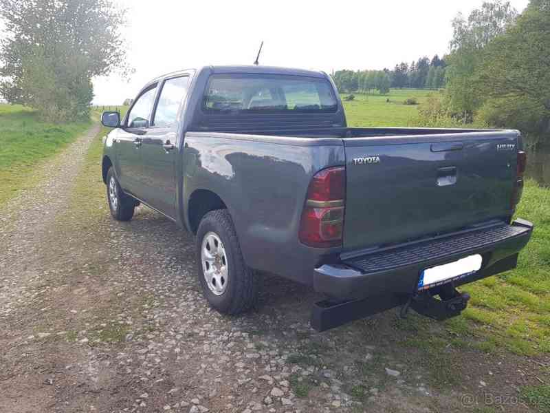 Toyota Hilux - foto 13