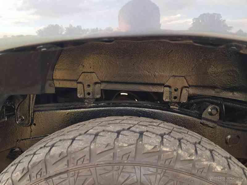 Toyota Hilux - foto 16