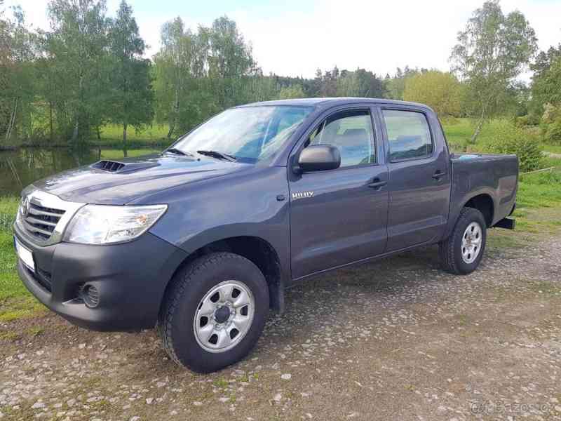 Toyota Hilux - foto 1