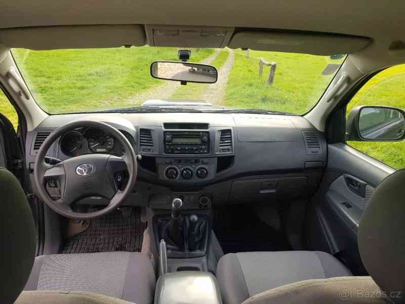 Toyota Hilux - foto 9