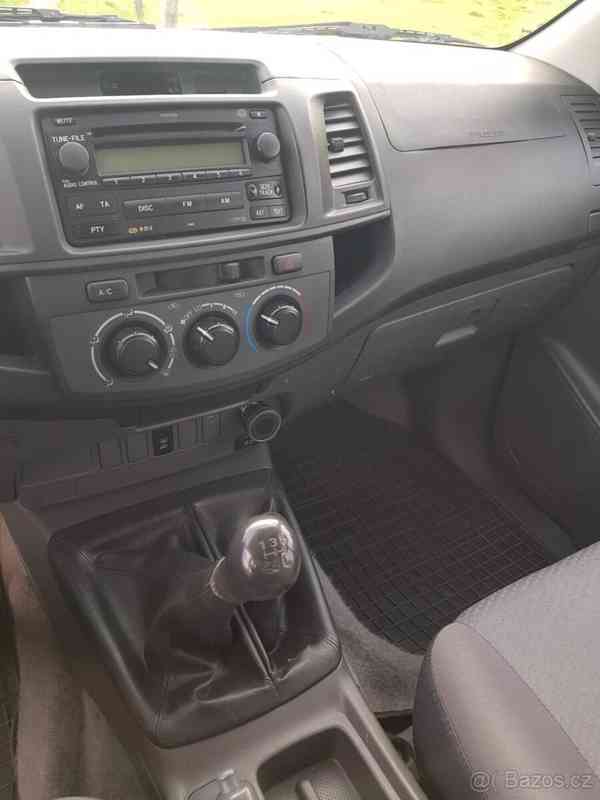 Toyota Hilux - foto 6