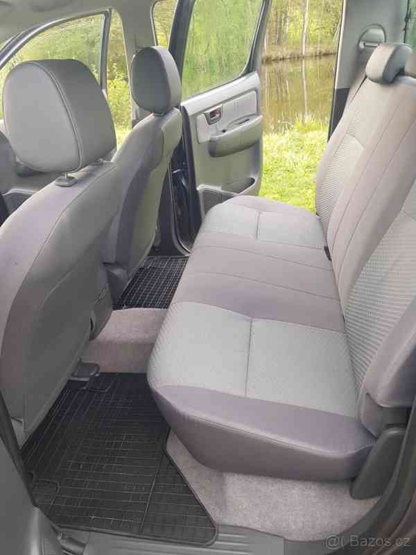 Toyota Hilux - foto 19
