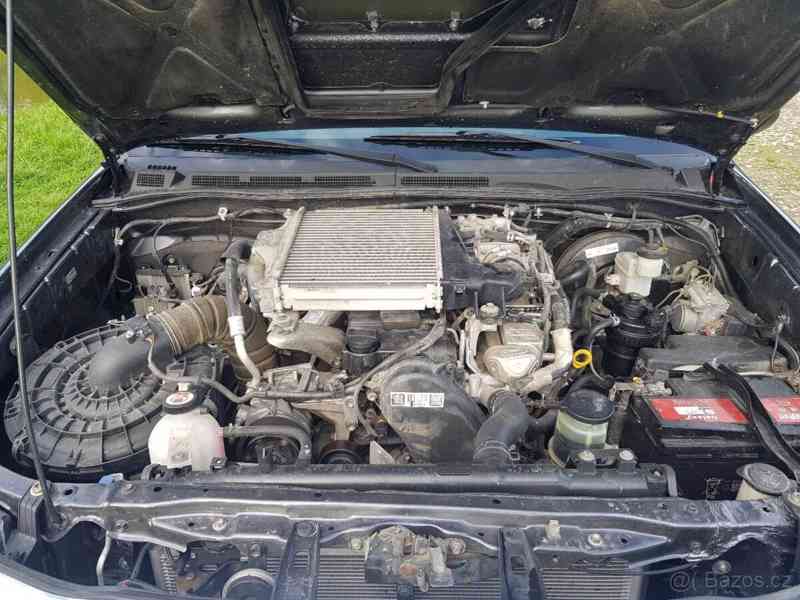 Toyota Hilux - foto 5