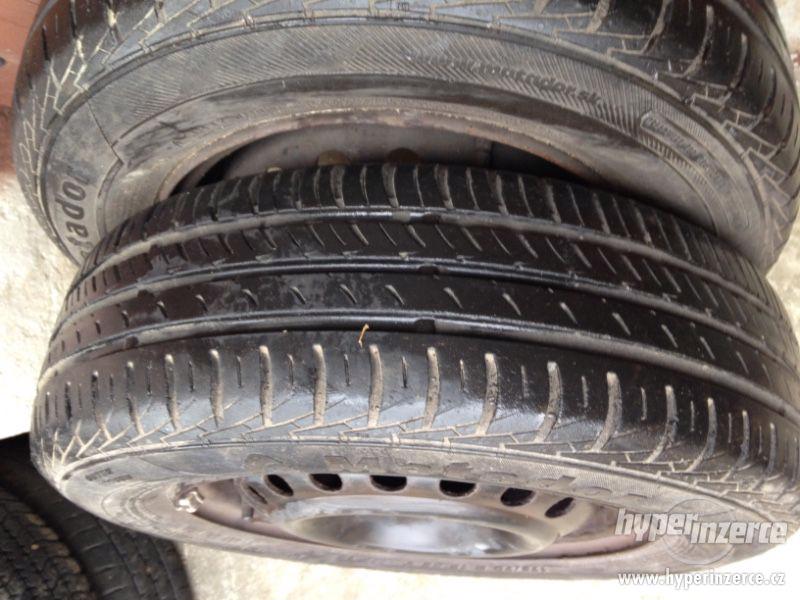 Letní pneu s diskem - foto 1