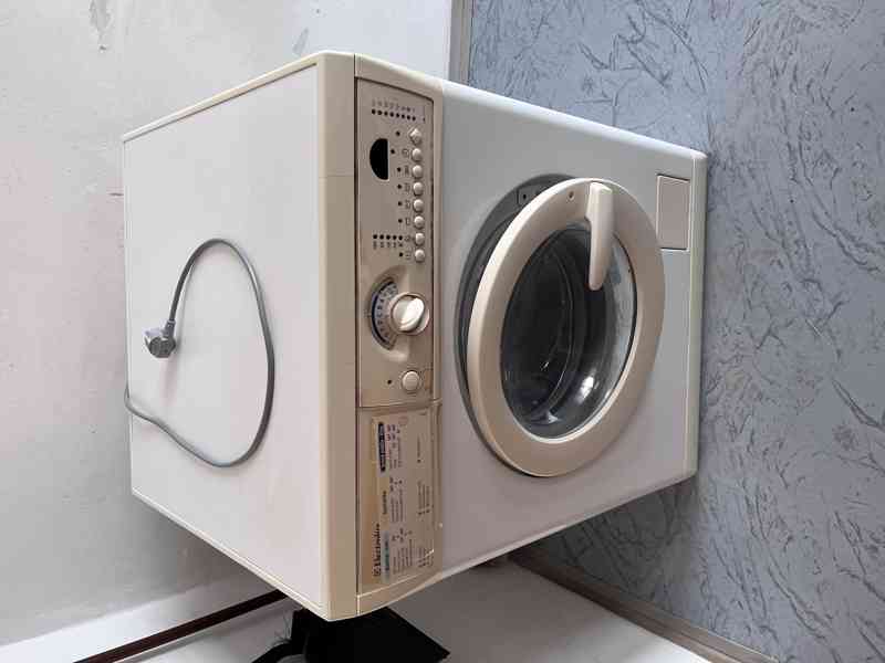Automatická pračka Elektrolux EW 1067 F - foto 5