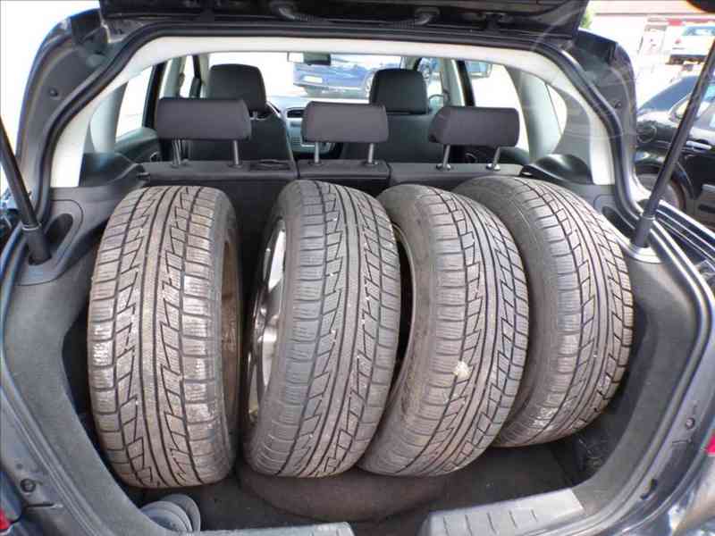Seat Toledo 2,0 TDI DIGI.KLIMA - foto 11