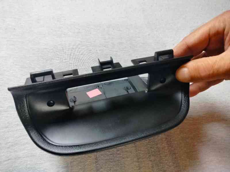 Stříška na palubní multifunkční display Peugeot 307 - foto 6