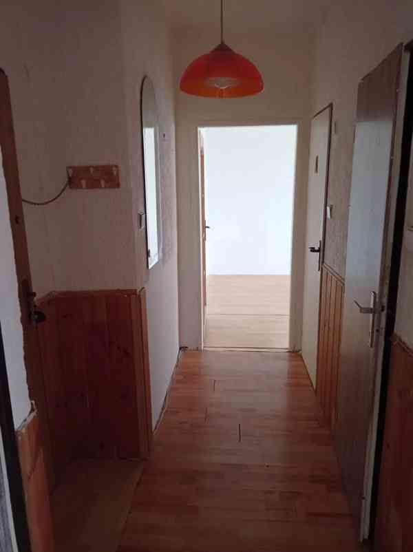 Pronájem bytu 2+1 49 m² - foto 7