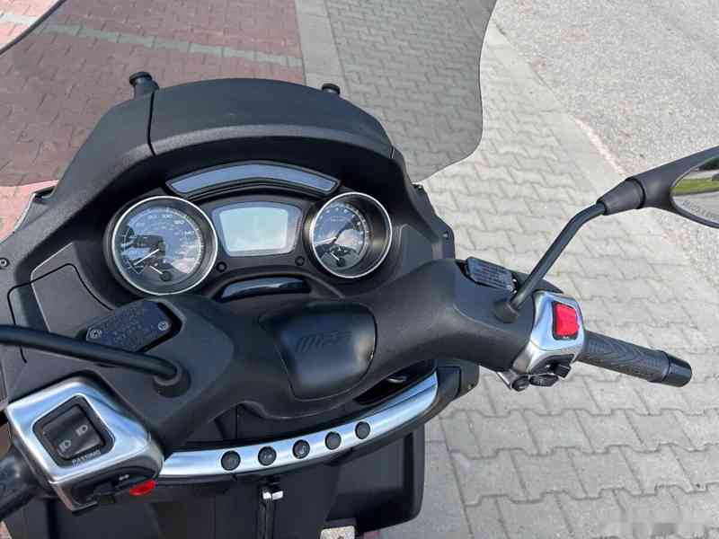 Piaggio MP3 500 HPe 2019 - foto 15