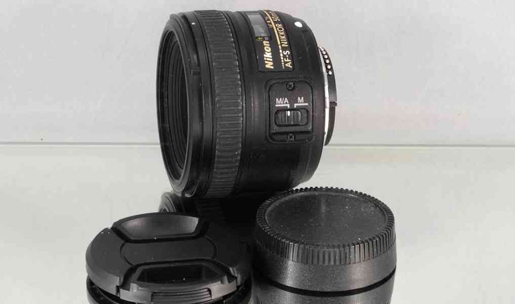 Nikon AF-S Nikkor 50mm f/1.8 G **1:1.8 FX Pevný - foto 3