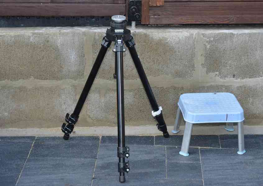 Manfrotto 055CB Tripod*Max. výška 178cm*nosn. 7 Kg - foto 6