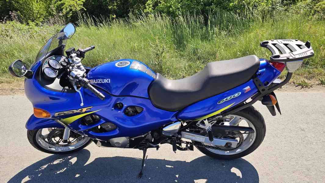 Suzuki GSX 600F Katana - foto 2