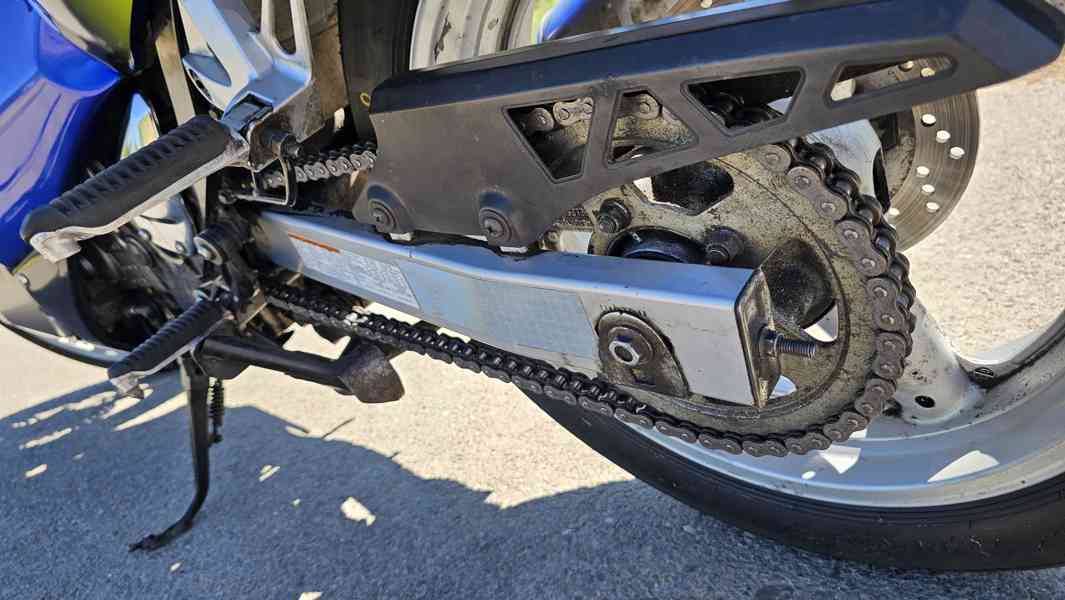 Suzuki GSX 600F Katana - foto 6