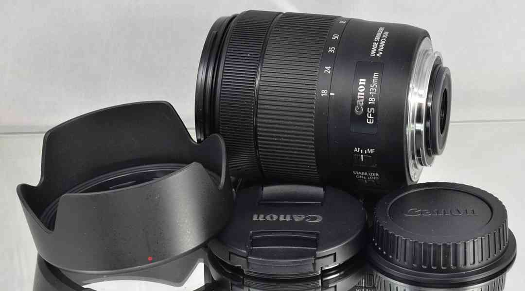 Canon EF-S 18-135mm f/3.5-5.6 IS NANO - foto 3