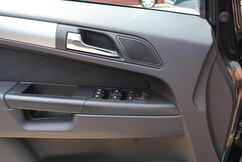 Opel Zafira 1.8i Family benzín 103kw - foto 14
