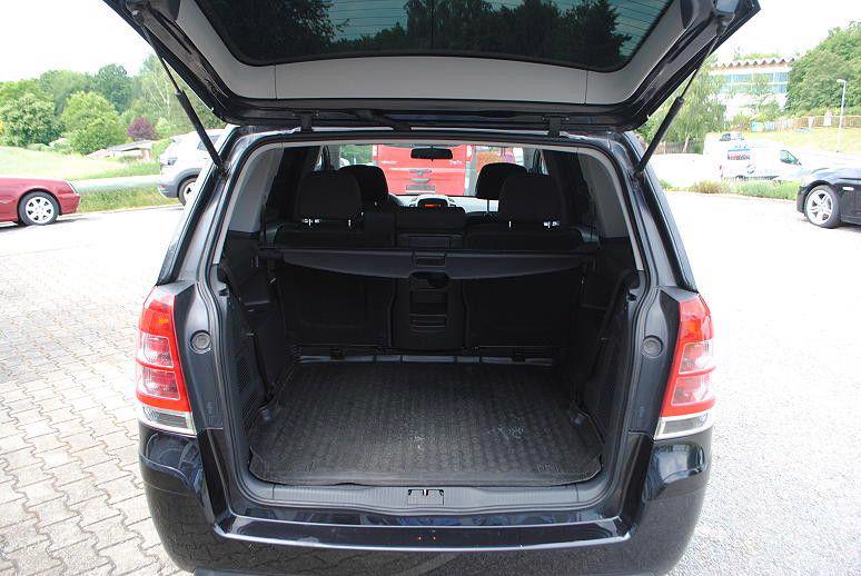 Opel Zafira 1.8i Family benzín 103kw - foto 12