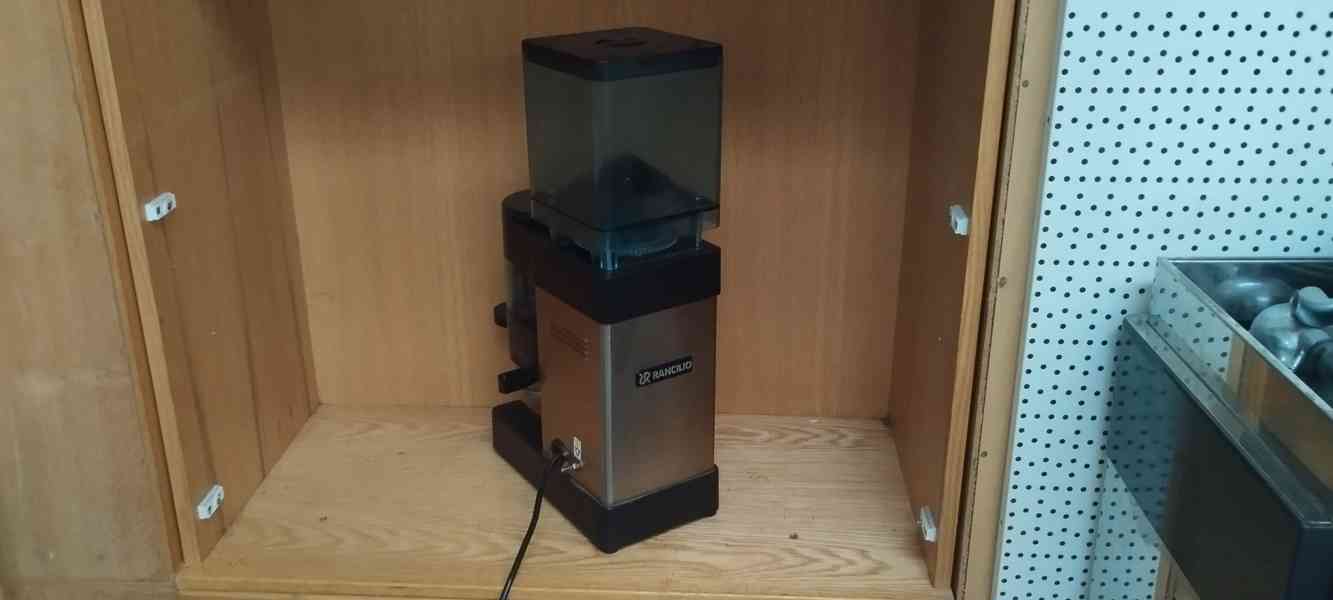  Mlýnek na kávu Rancilio MO50/AT - foto 5