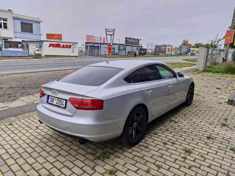 Audi A5 2,7 190PS M.2010 NAVI KŮŽE TOP STA - foto 2