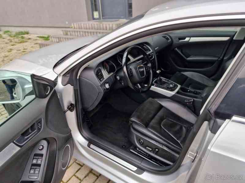 Audi A5 2,7 190PS M.2010 NAVI KŮŽE TOP STA - foto 9