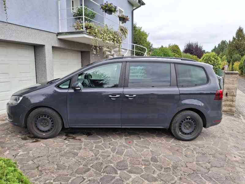 Volkswagen Sharan 2,0   TDI 2015 - foto 4