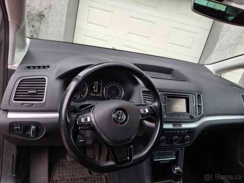 Volkswagen Sharan 2,0   TDI 2015 - foto 6