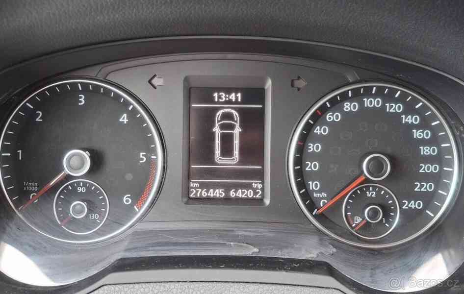Volkswagen Sharan 2,0   TDI 2015 - foto 3