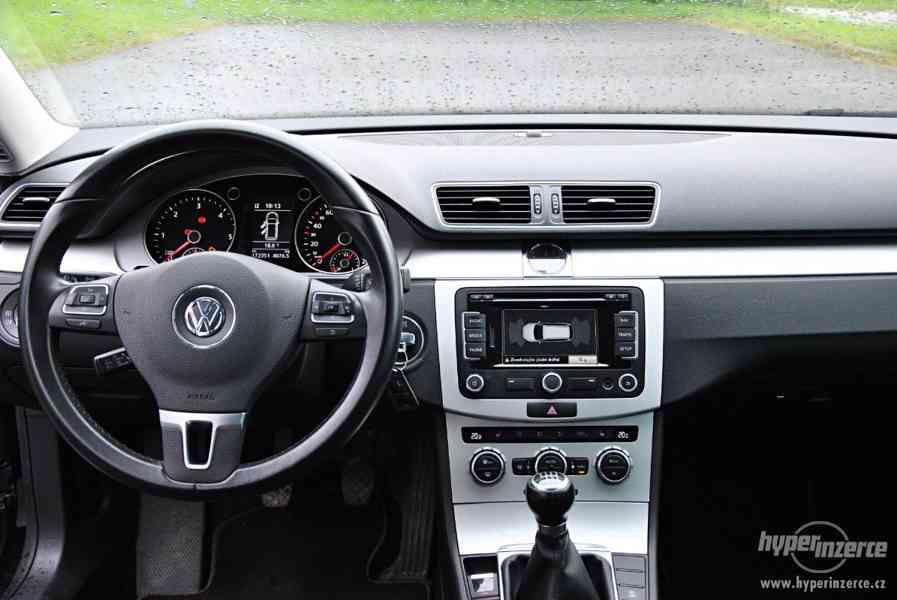 VW Passat B7 1,6 TDi 77 kW 2012 173 000 km Bluemotion - foto 8