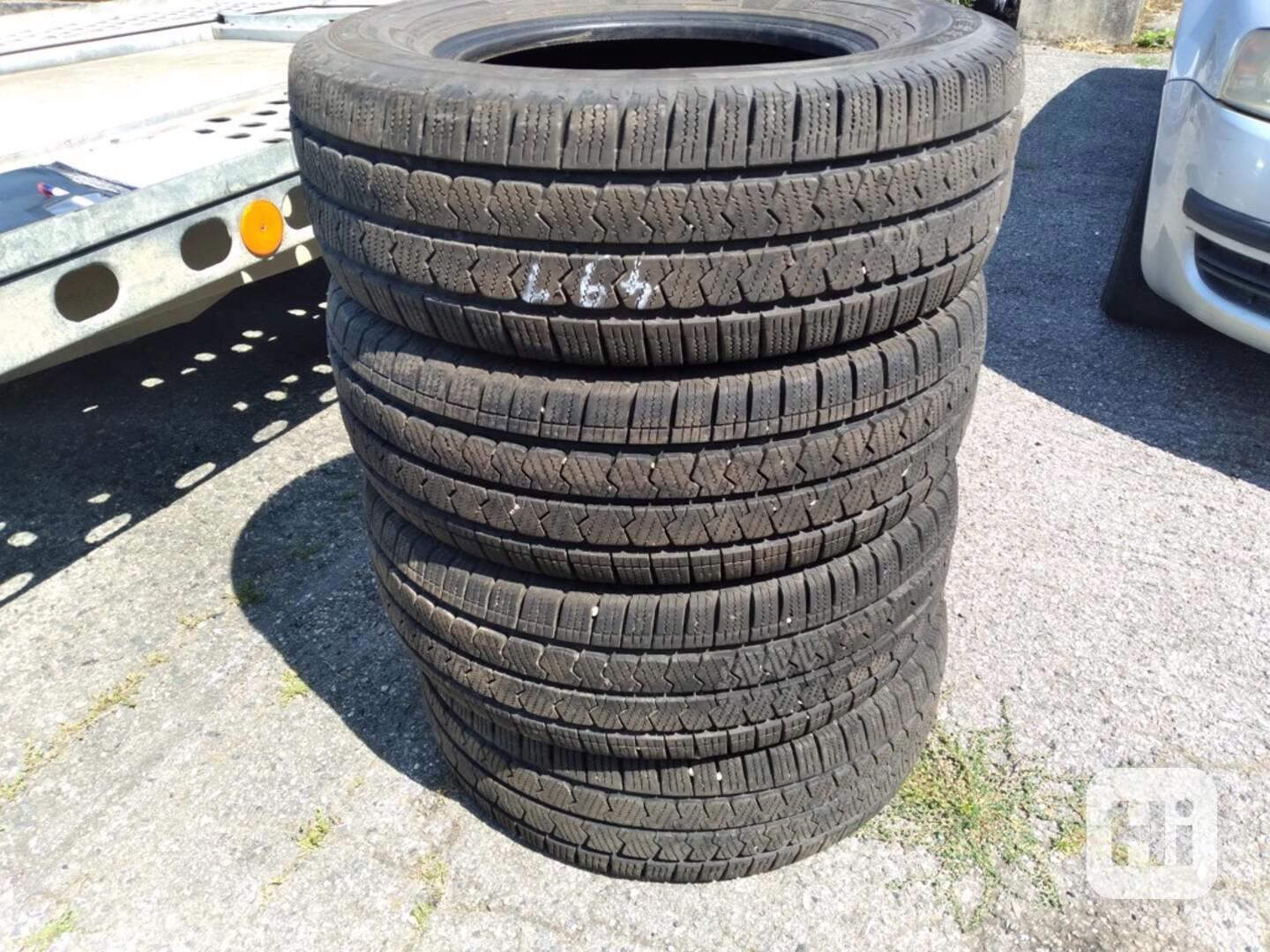 SADA ZIMNÍ PNEU 225/70/R15C - foto 1