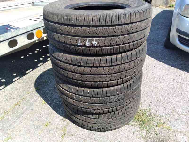 SADA ZIMNÍ PNEU 225/70/R15C - foto 1