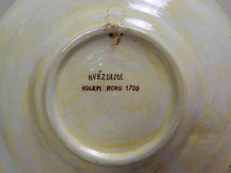 Zajímavý velmi starý keramický Talíř Hvězdlice  - foto 5