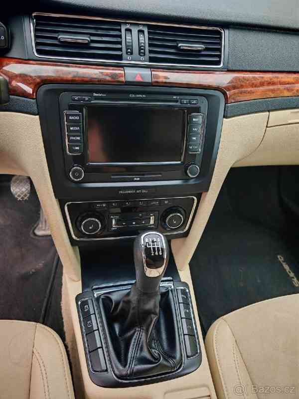 Škoda Superb 2,0 - foto 7
