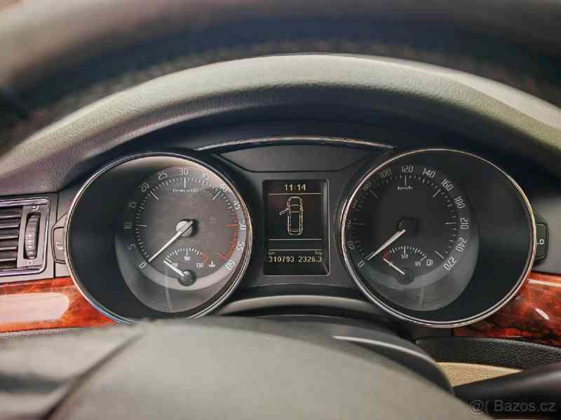 Škoda Superb 2,0 - foto 9