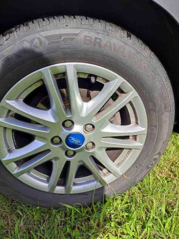Ford Focus 1,6   Prodám - foto 7