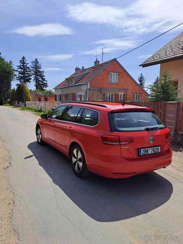 Volkswagen Passat 2,0 TDI 110KW, kombi - foto 8